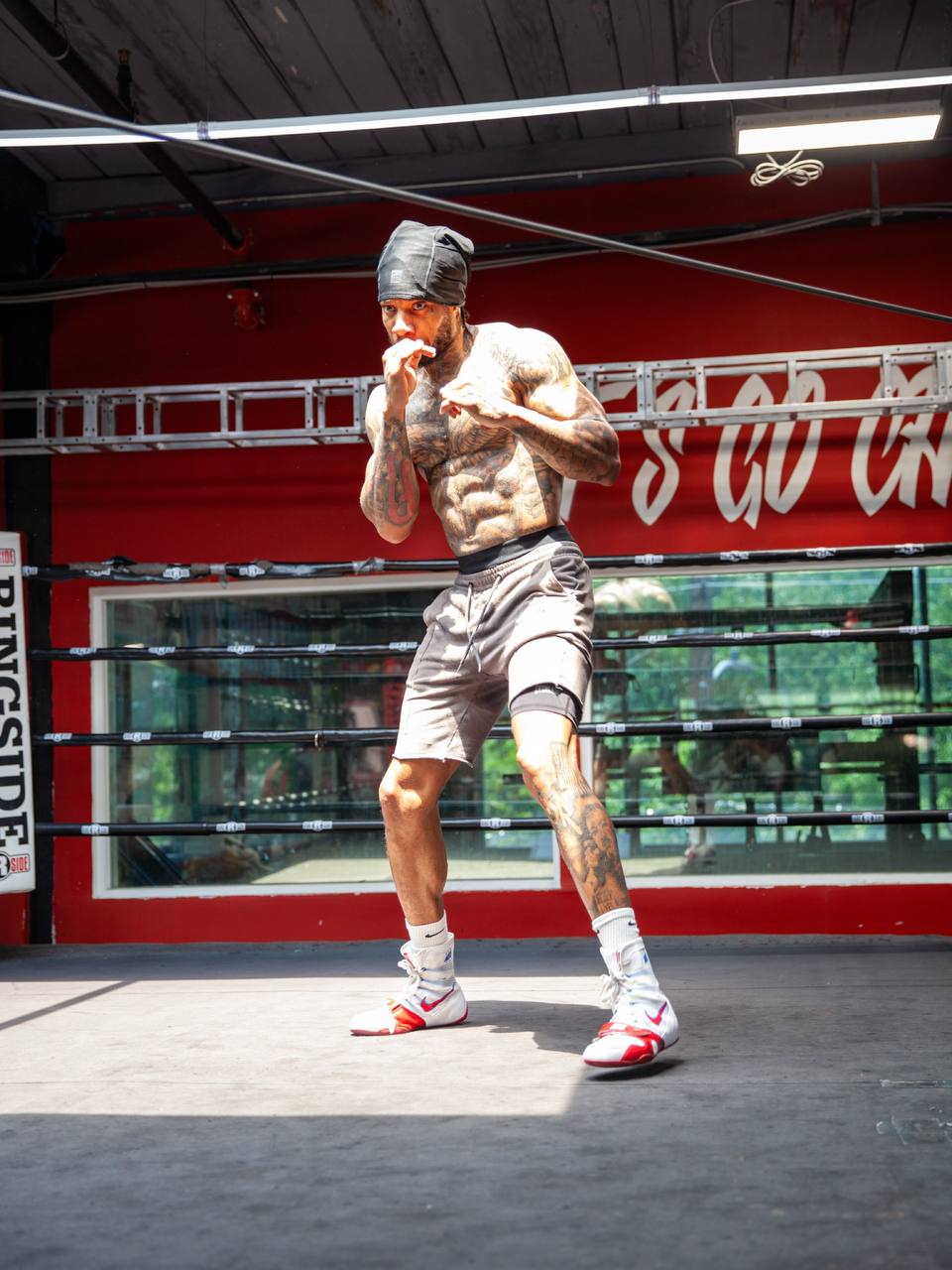 VHUSTLE training in the boxing ring